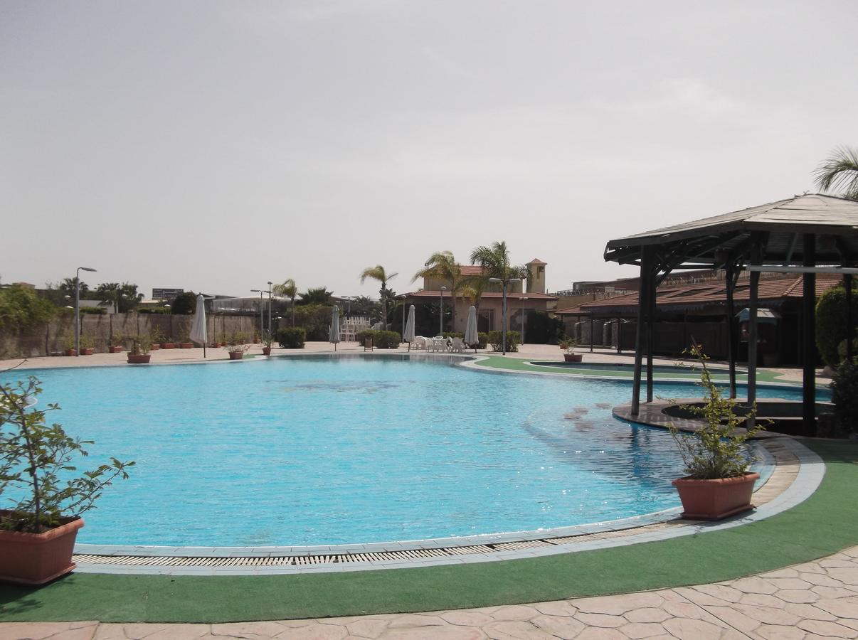 Lagoon And Resort 3*